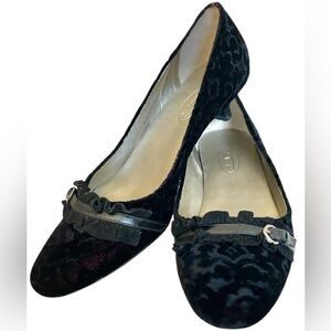 Talbots Vintage Black Red Velvet Ruffle Buckle Rajah Kitten Heel Shoes Sz 7.5 B